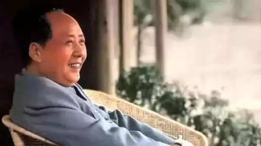 紀(jì)念毛澤東同志誕辰126周年！致敬一代偉人！